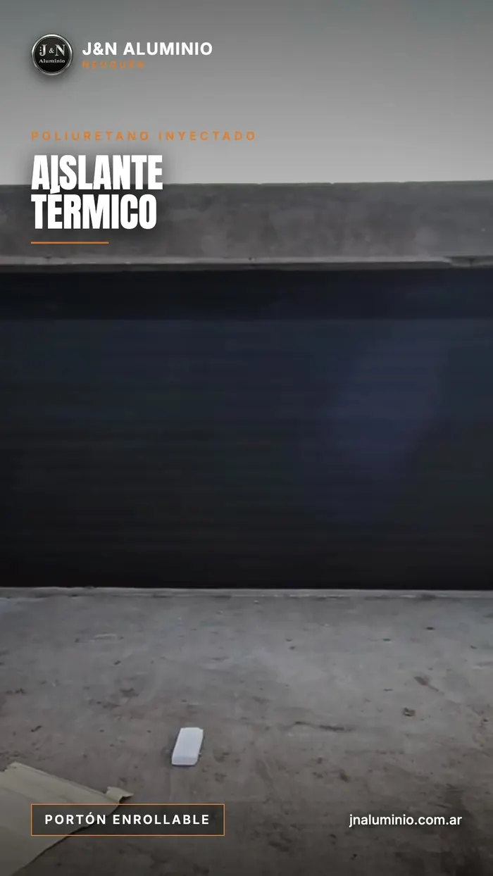 Video portón enrollable lama 125 negro de 5,90 x 2,80 m con motor paralelo - JN Aluminio Neuquén